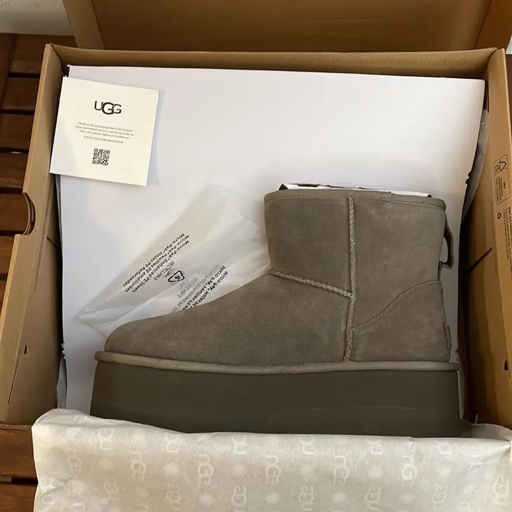 UGG Classic Mini Platform Smoke Plume Women Size 9 - Picture 14 of 15
